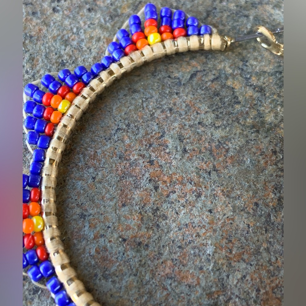 Beautiful Zuni Beaded Hoop Earrings - Picture 3 of 6